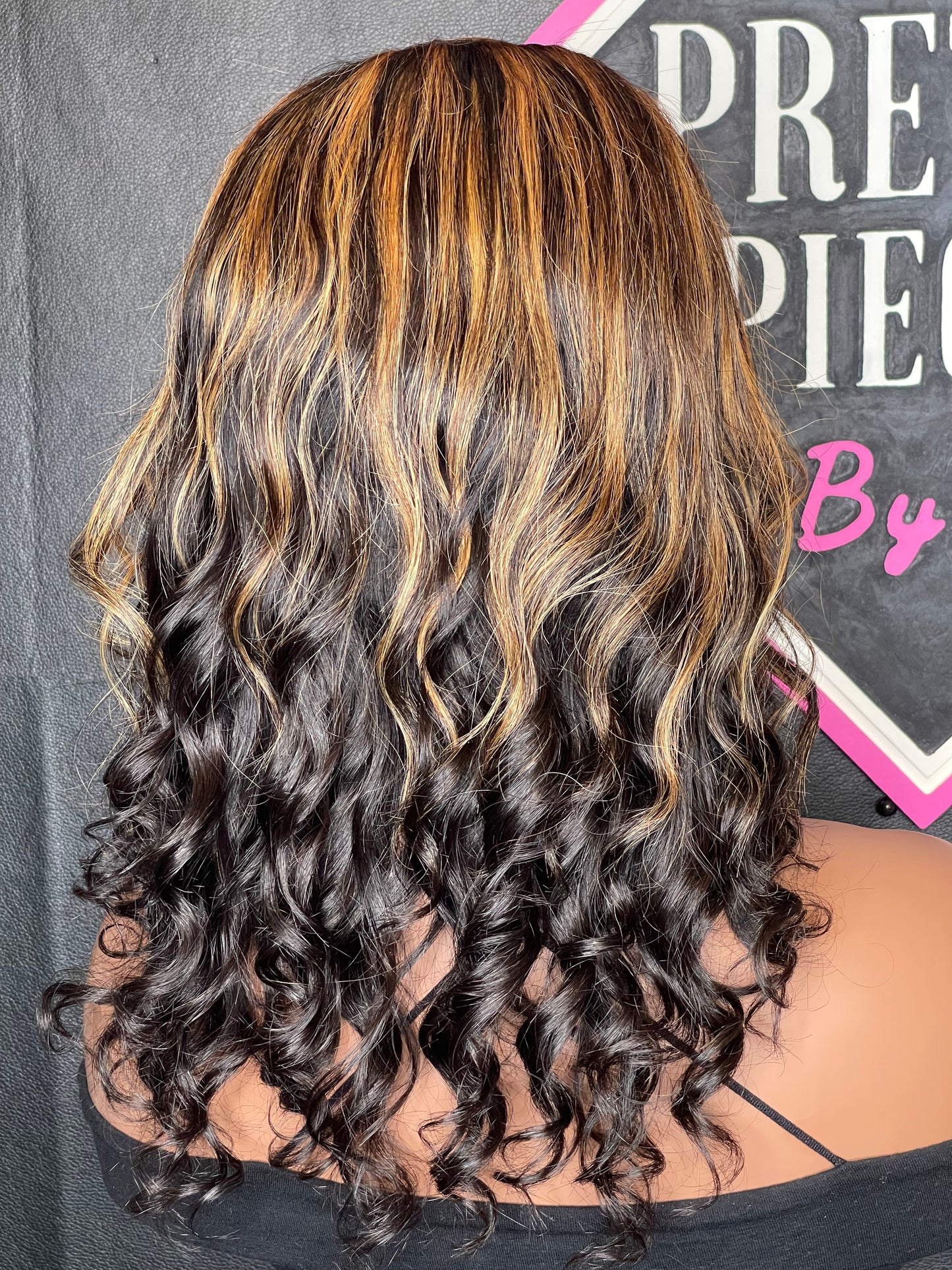 Aylin Wavy