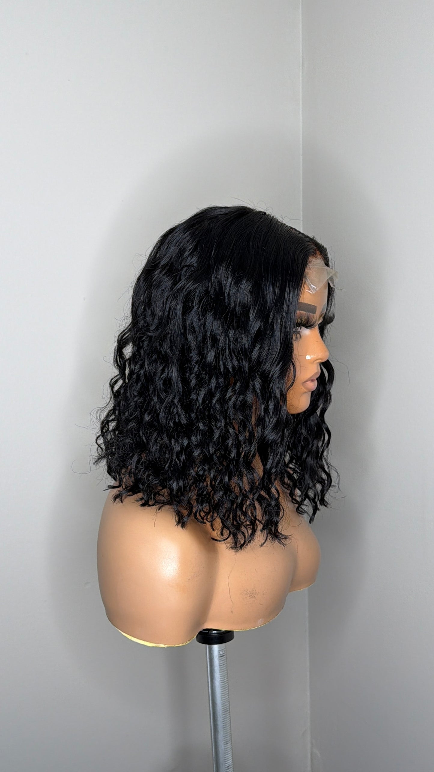 Naomi | 18” Deep Wave Glueless Closure Wig | Wand Curled (Ready to Ship)