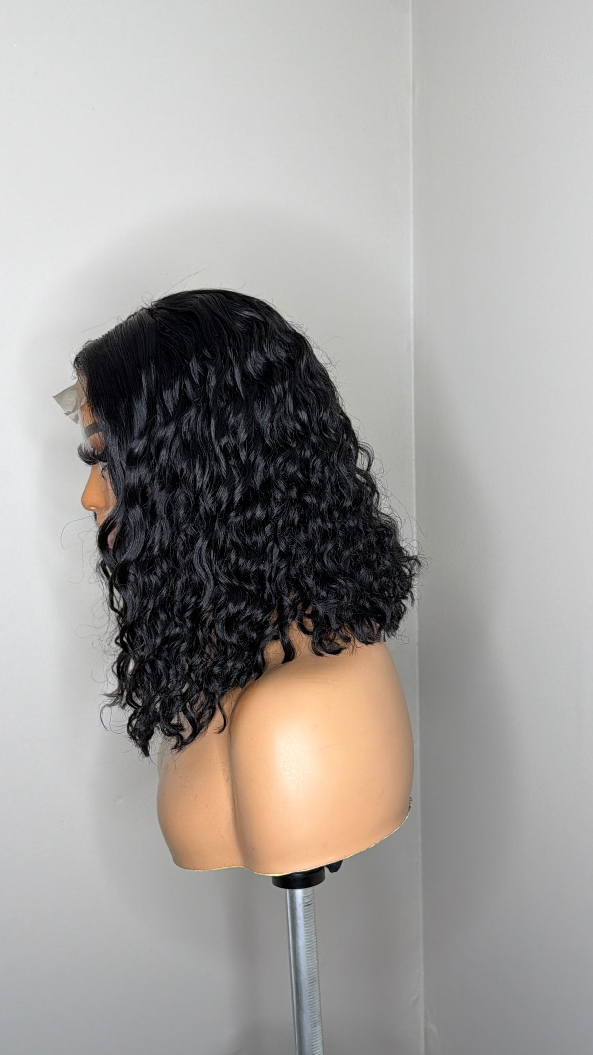Naomi | 18” Deep Wave Glueless Closure Wig | Wand Curled (Ready to Ship)