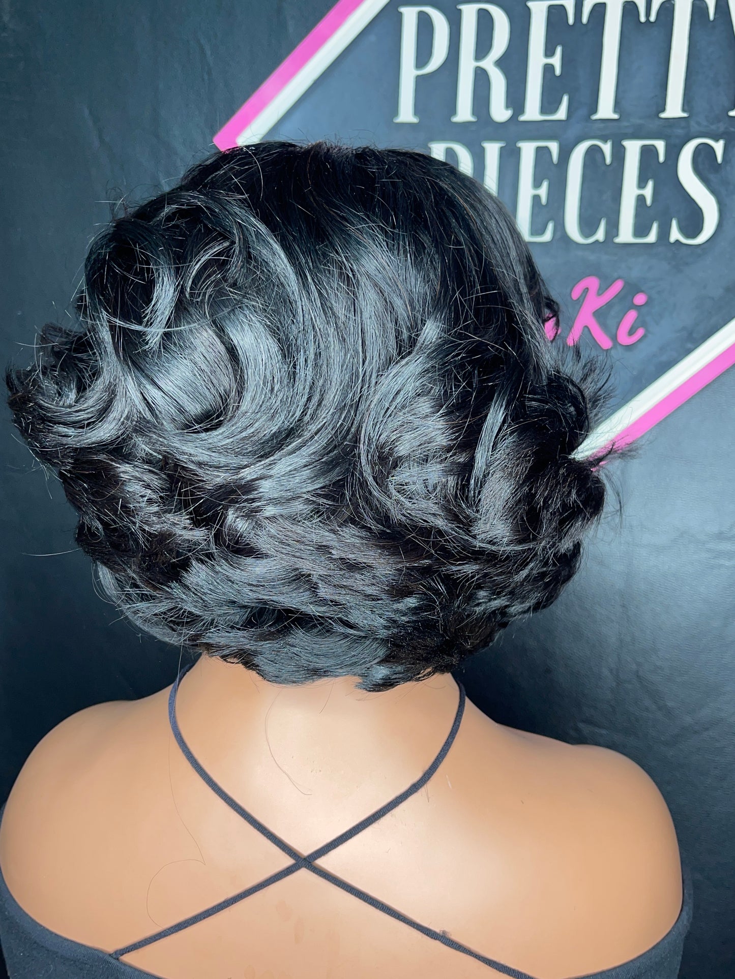 Wavy Bob Unit (Glueless) RTS (Final Sale)